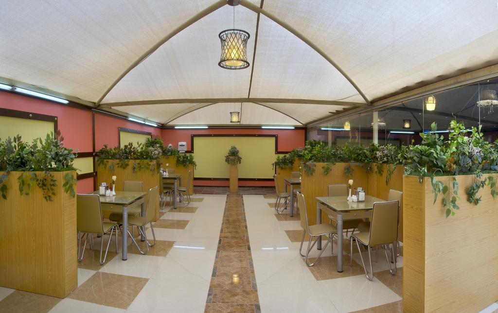 Al Farhan Hotel Suites - Al Salam Riad Exterior foto